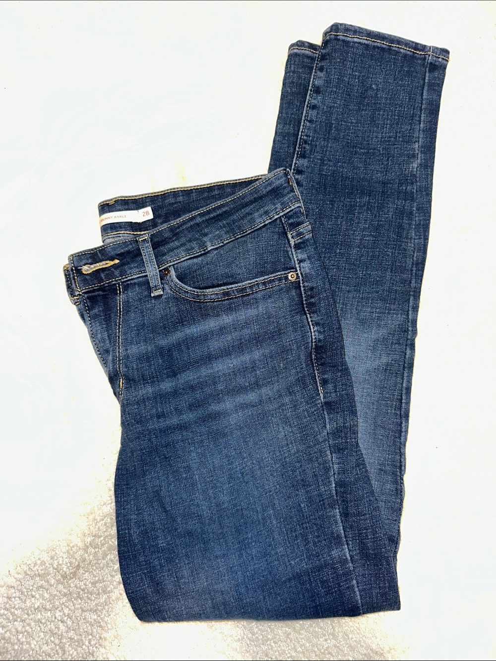 Levi's Dark wash 7/11 Skinny Ankle - Picture 4 of 4